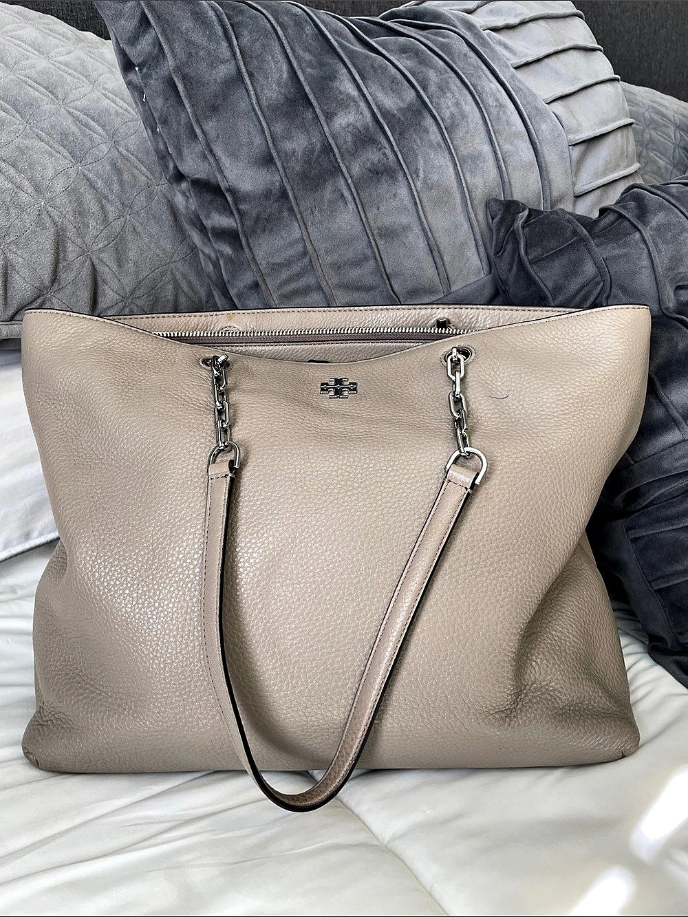 Tory Burch Frida French Gray Pebbled Leather Large Tote Work Bag